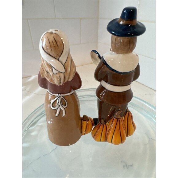 Blue Sky Ceramic Pilgrim Salt And Pepper Shaker Set Hand Painted - Picture 6 of 11